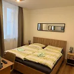Und Berggasthaus Kapellenstein Am Knochen Hotel Geyer