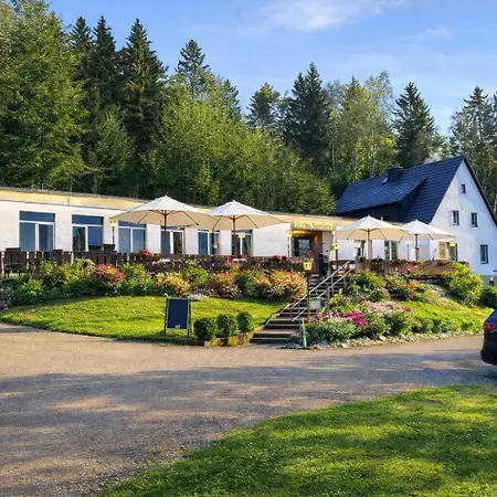 호텔 Und Berggasthaus Kapellenstein Am Knochen *