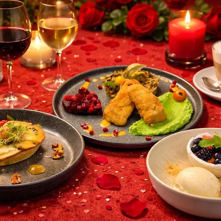 Und Berggasthaus Kapellenstein Am Knochen 호텔