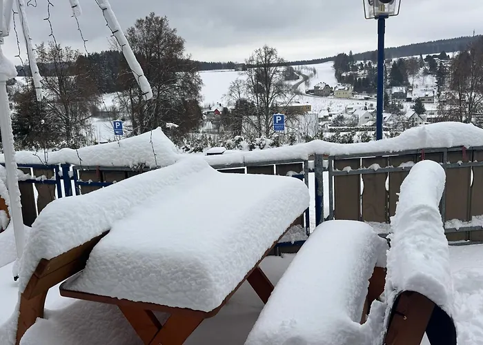 Hotel Und Berggasthaus Kapellenstein Am Knochen Geyer